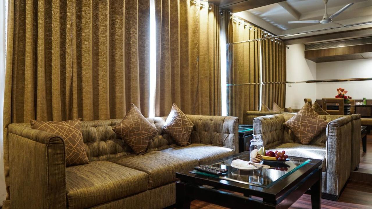 Hotel Centre Point Ναγκπούρ Εξωτερικό φωτογραφία