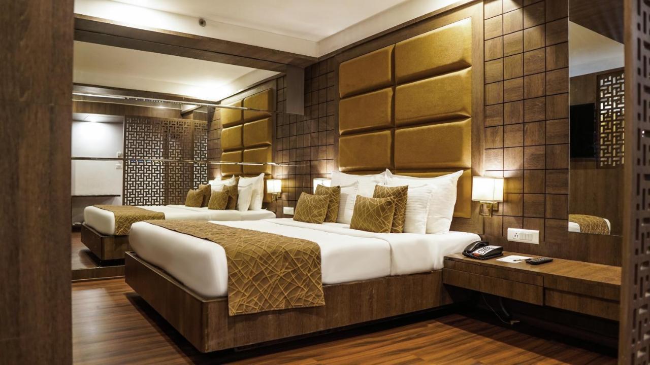 Hotel Centre Point Ναγκπούρ Εξωτερικό φωτογραφία