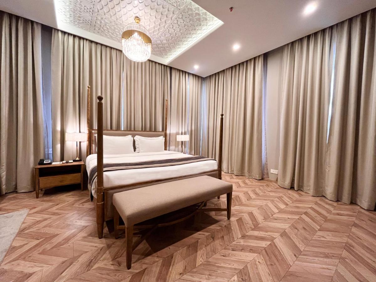 Hotel Centre Point Ναγκπούρ Εξωτερικό φωτογραφία