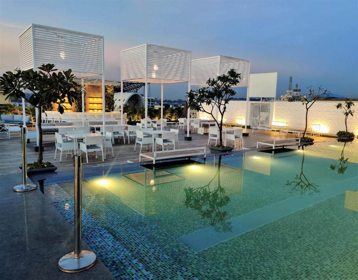 Hotel Centre Point Ναγκπούρ Εξωτερικό φωτογραφία