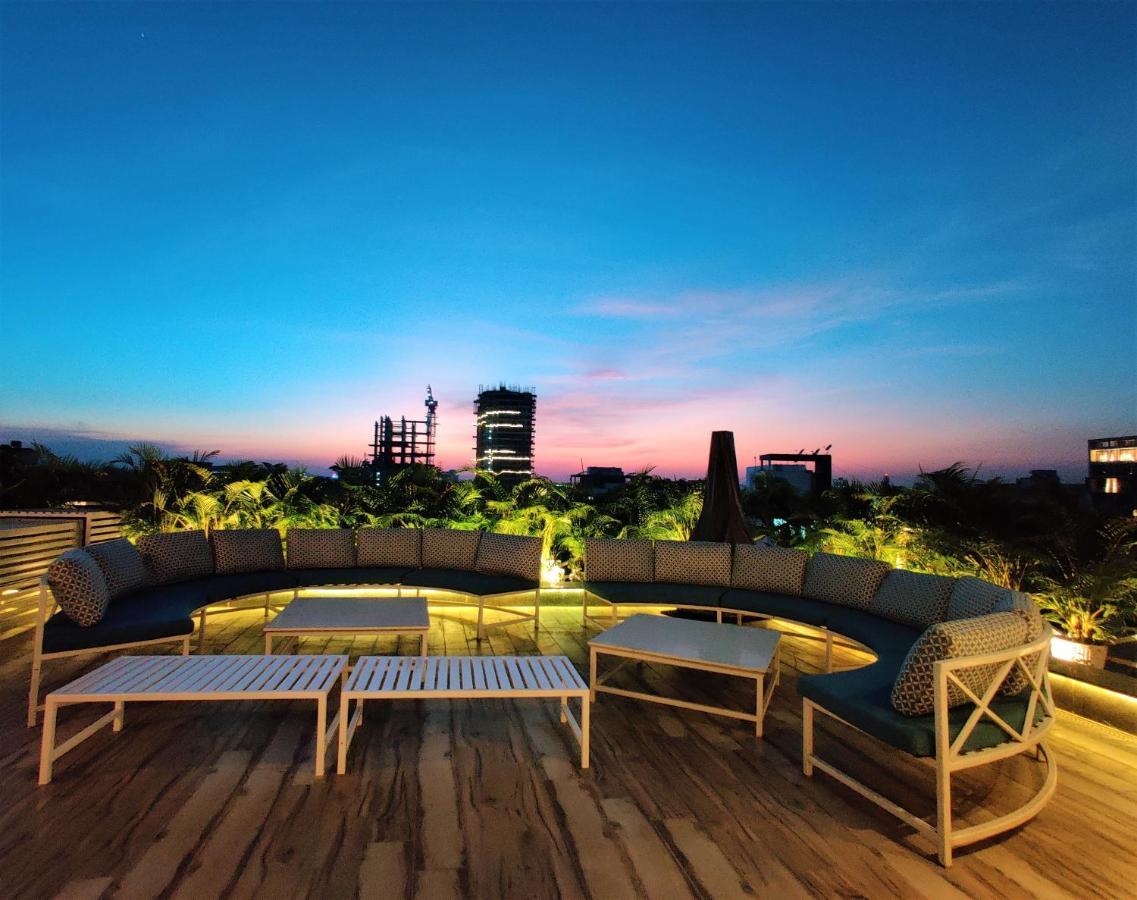 Hotel Centre Point Ναγκπούρ Εξωτερικό φωτογραφία