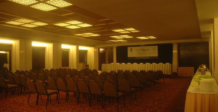 Hotel Centre Point Ναγκπούρ Εξωτερικό φωτογραφία